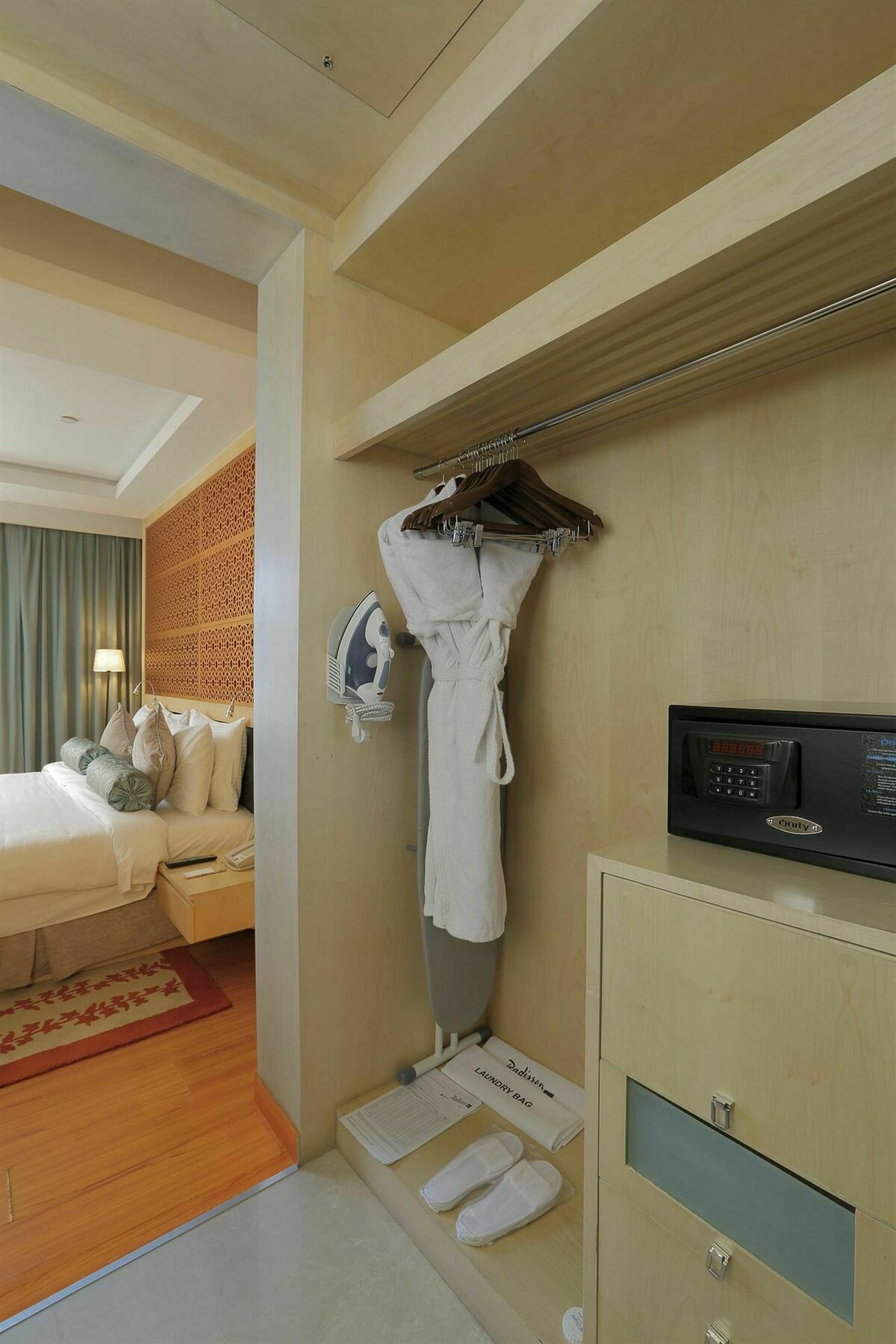 Yashail Hotel Haridwar Bagian luar foto