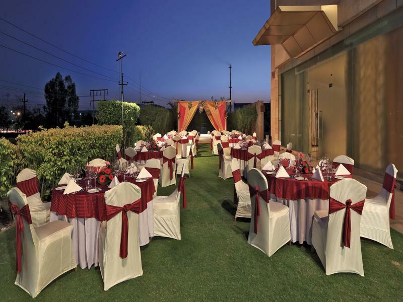 Yashail Hotel Haridwar Bagian luar foto